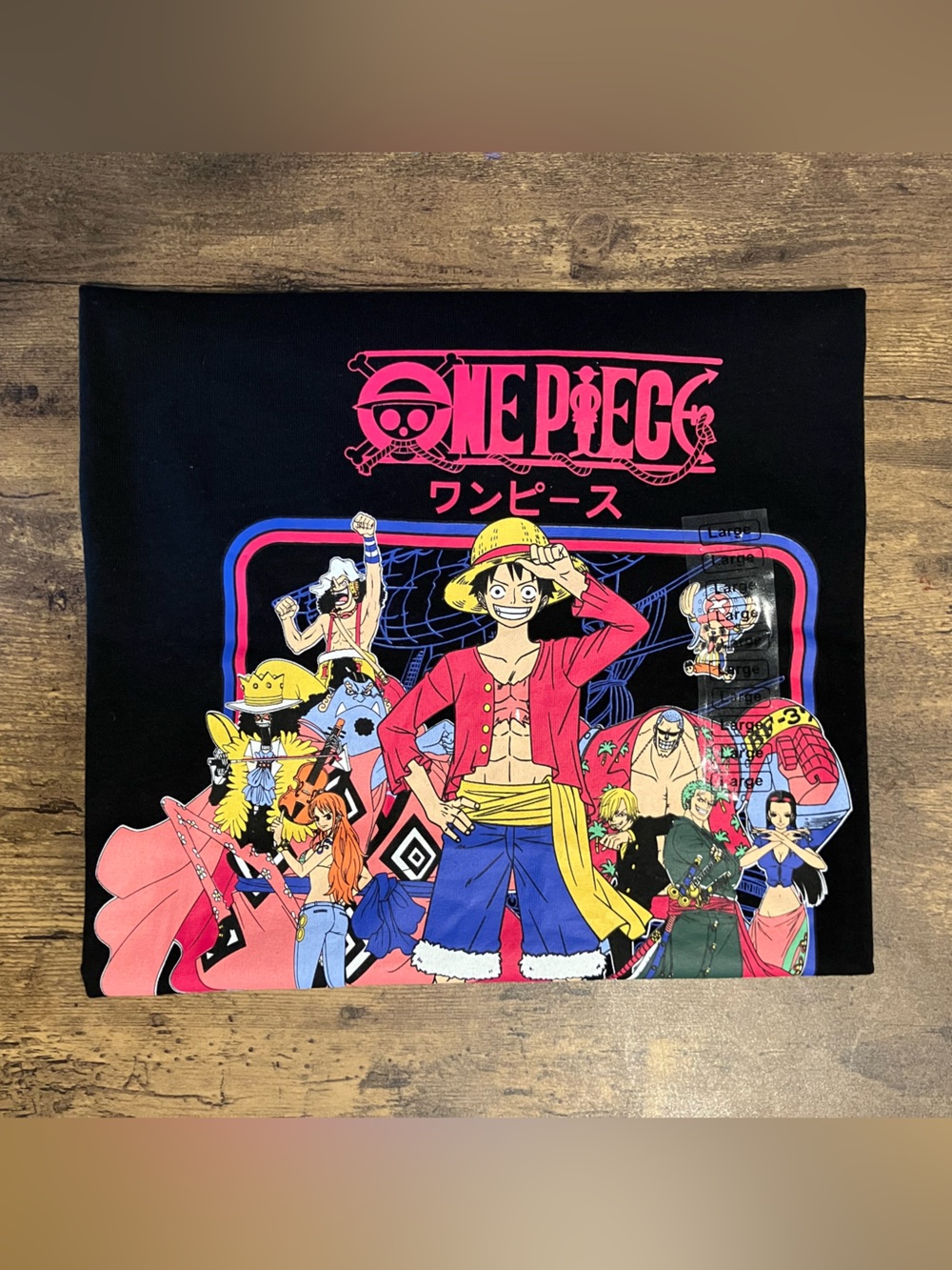 One piece graphics T-shirt